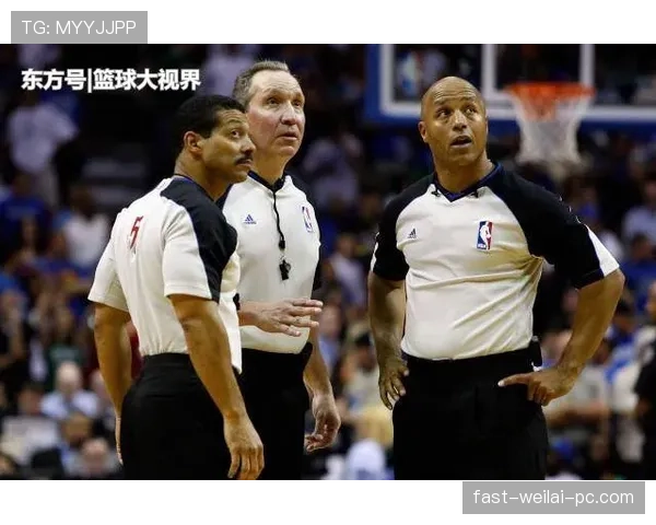 铲球犯规判定规则详解及裁判关键依据解析